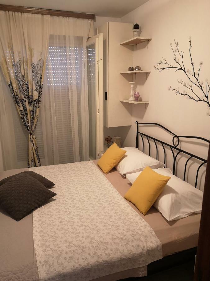 Apartman Mera Apartman Zára Kültér fotó